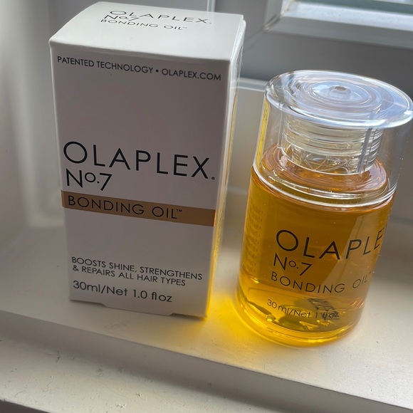 OLAPLEX Other - Olaplex No. 7 - bonding oil